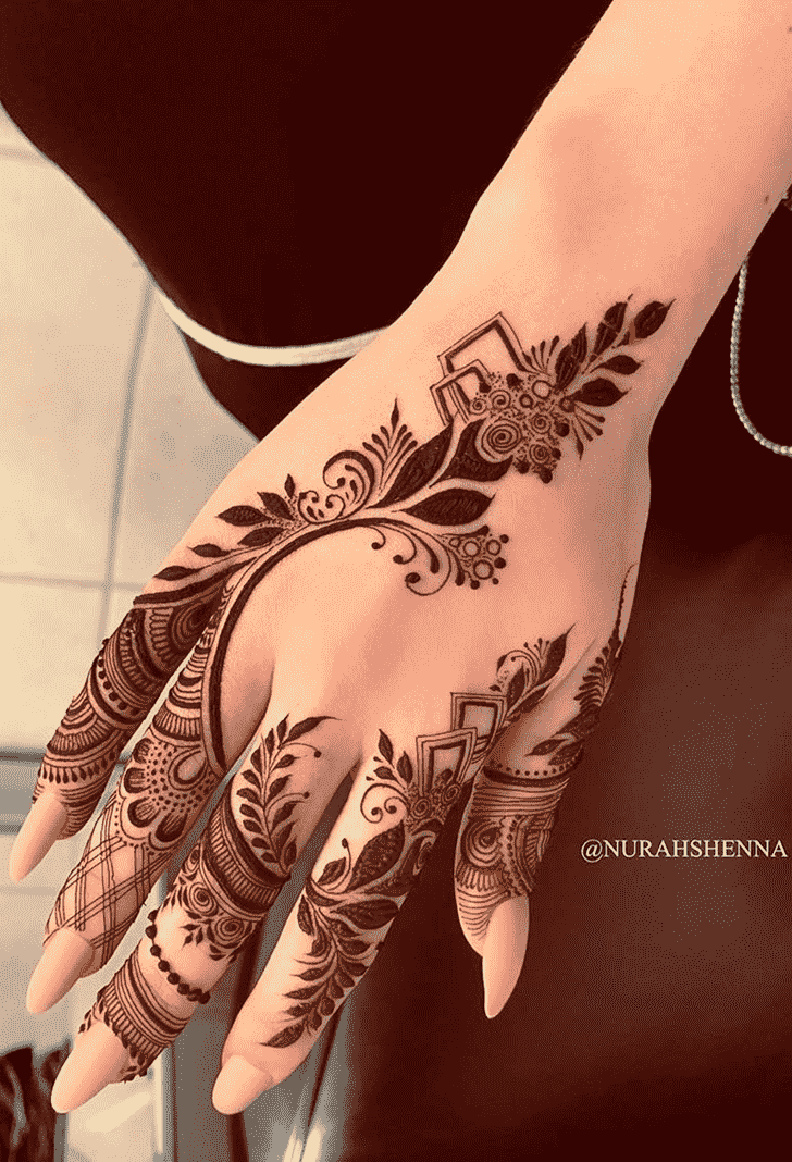 Magnetic Leaf Henna Design