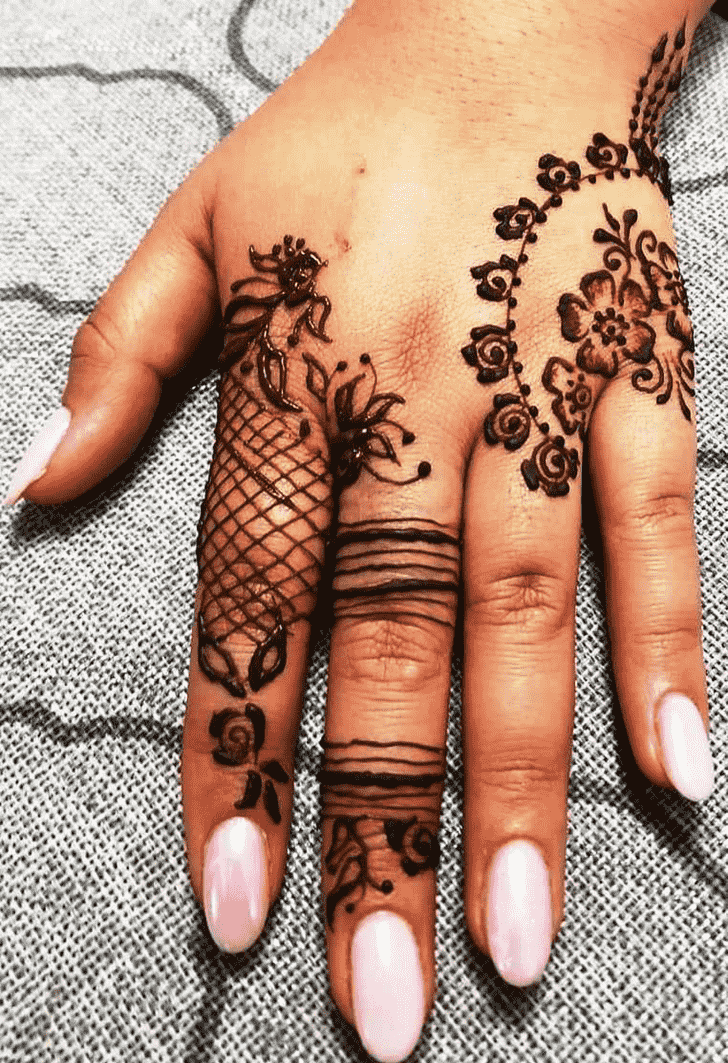 Nice Leaf Henna Design