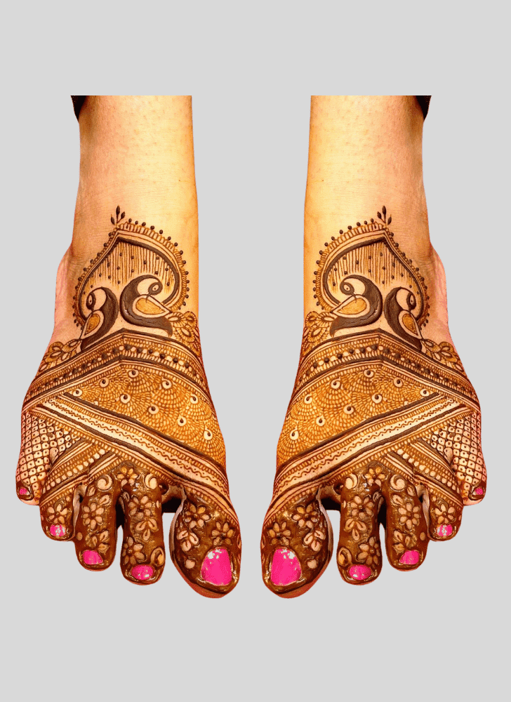 Cone Leg Henna Design