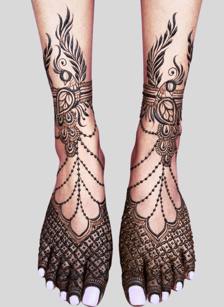 Side leg Mehndi Design