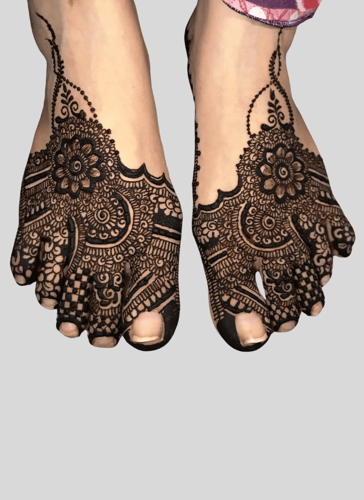 Vintage Leg Mehndi Design