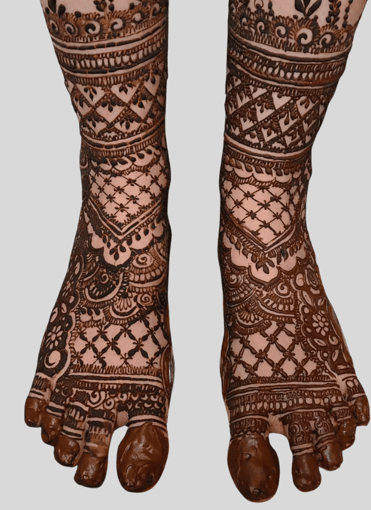 Leg Mehndi Design with Payal