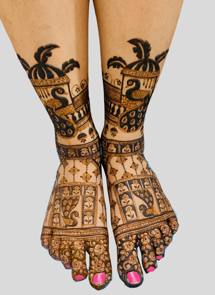 Mid Leg Henna Design