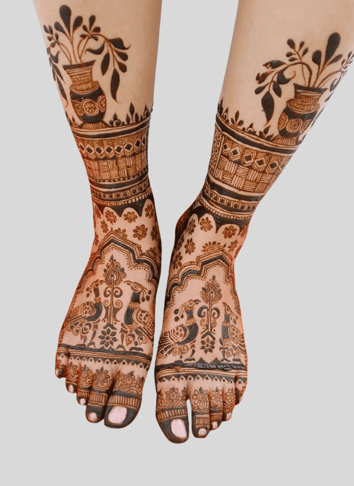 Leg Small Mehndi Design