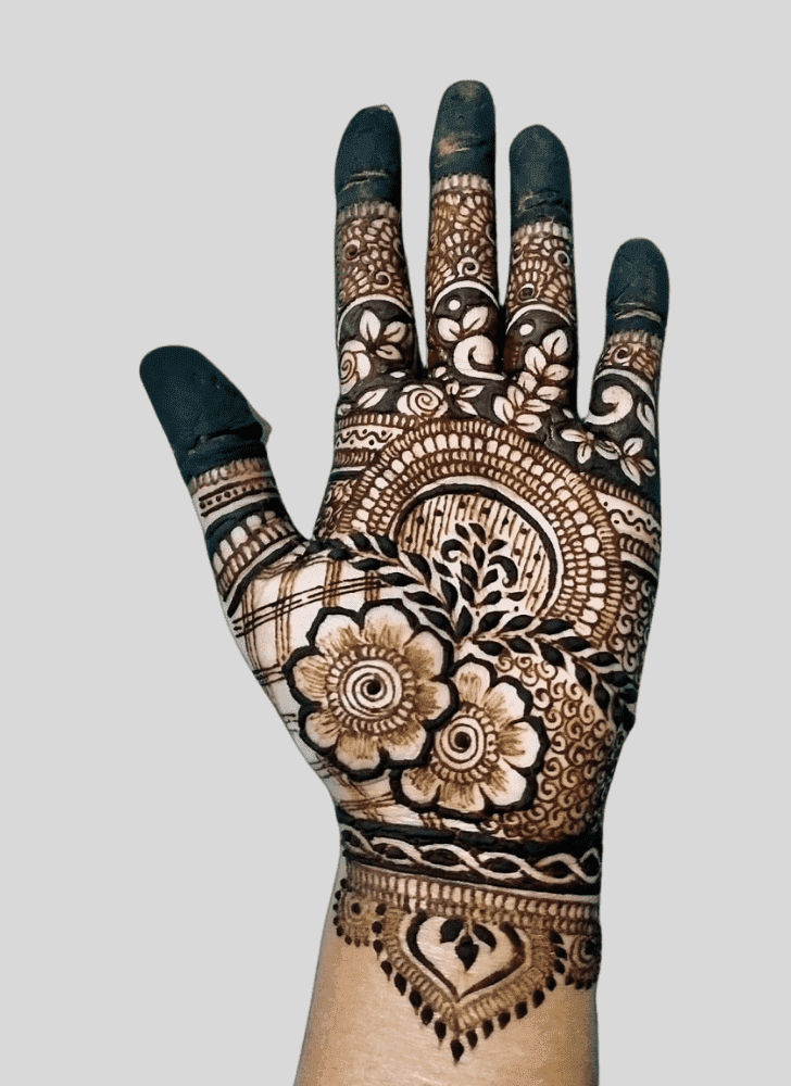 Charming Leh Henna Design
