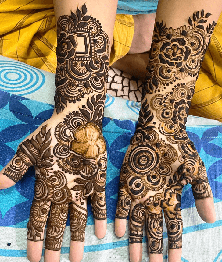 Appealing Latest Henna Design