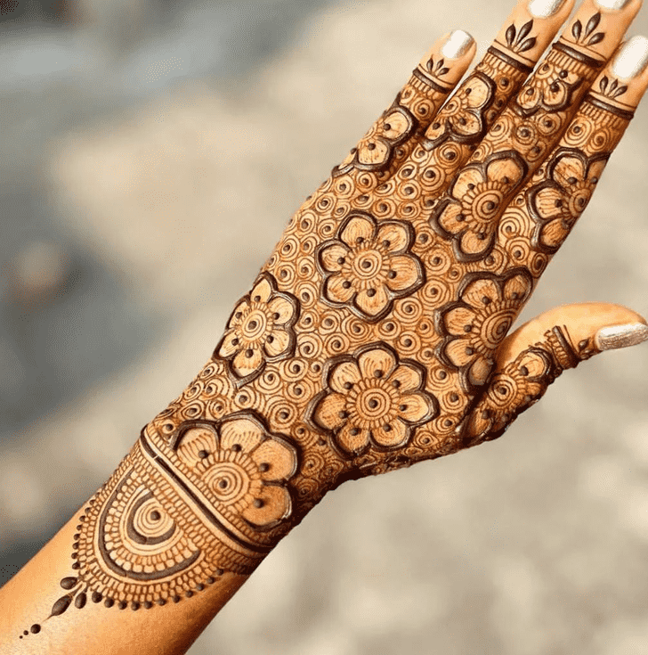 Pretty Latest Henna Design