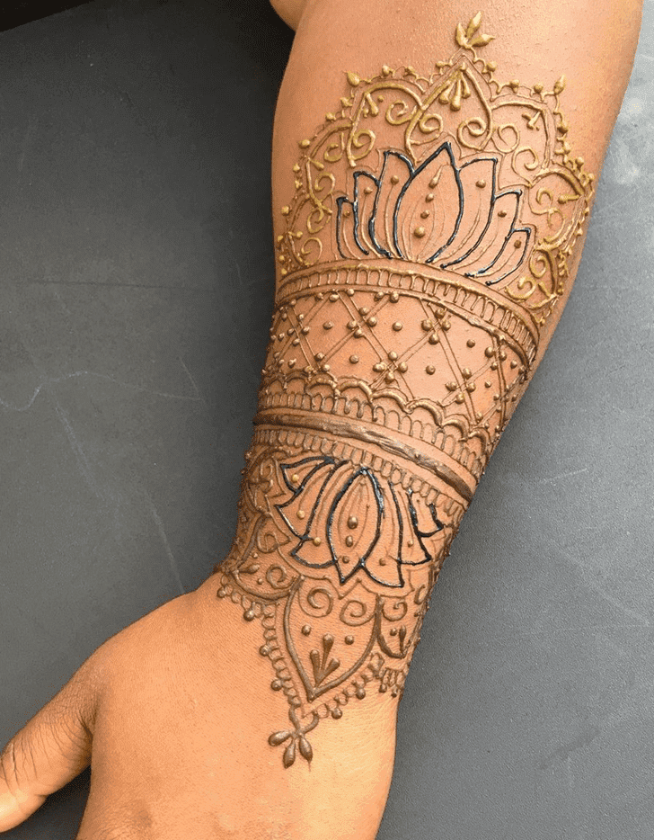 Ravishing Lotus Henna Design