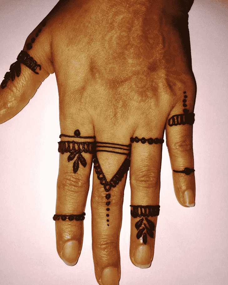 Classy Lucknow Henna Design