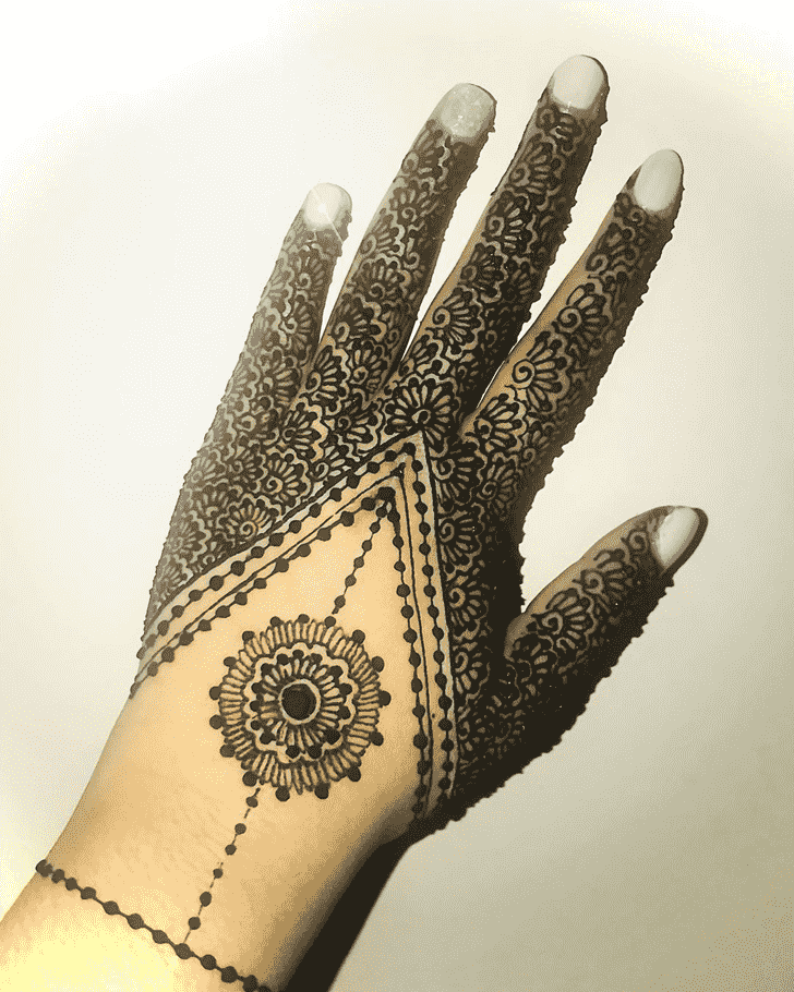 Comely Madurai Henna Design