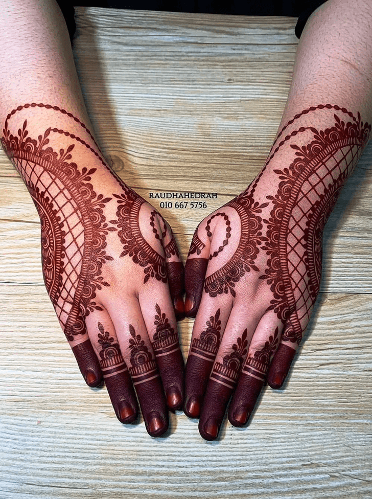 Dazzling Malayalam Henna Design