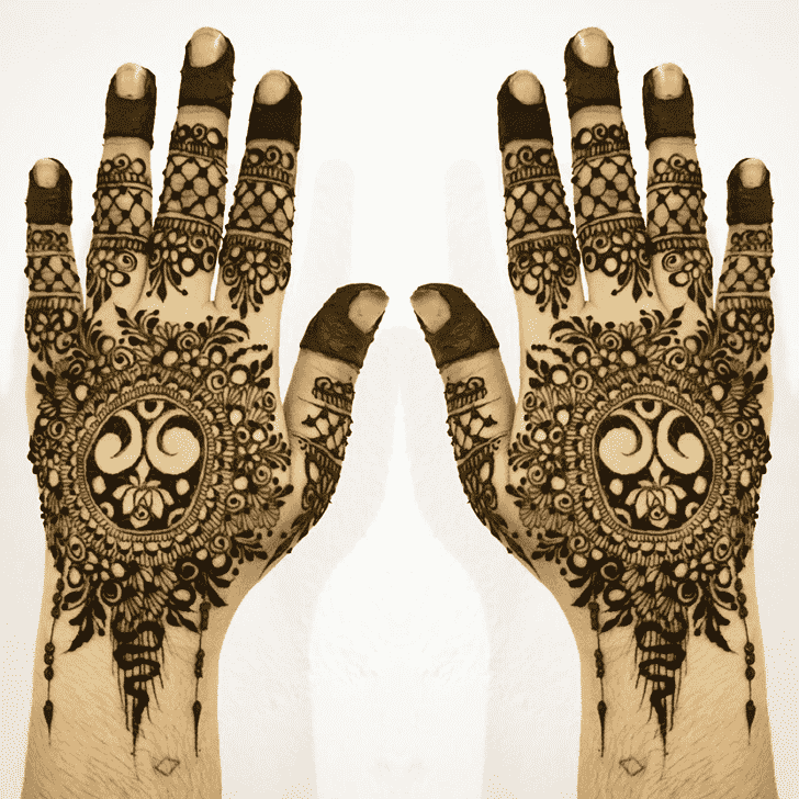 Elegant Manali Henna Design