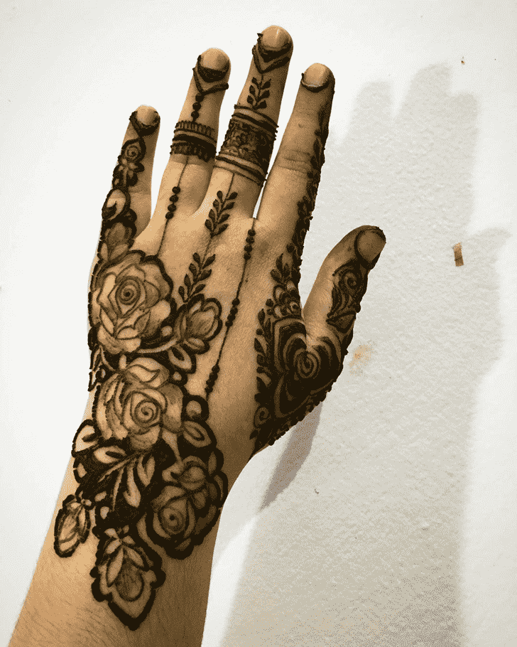 Mesmeric Manali Henna Design