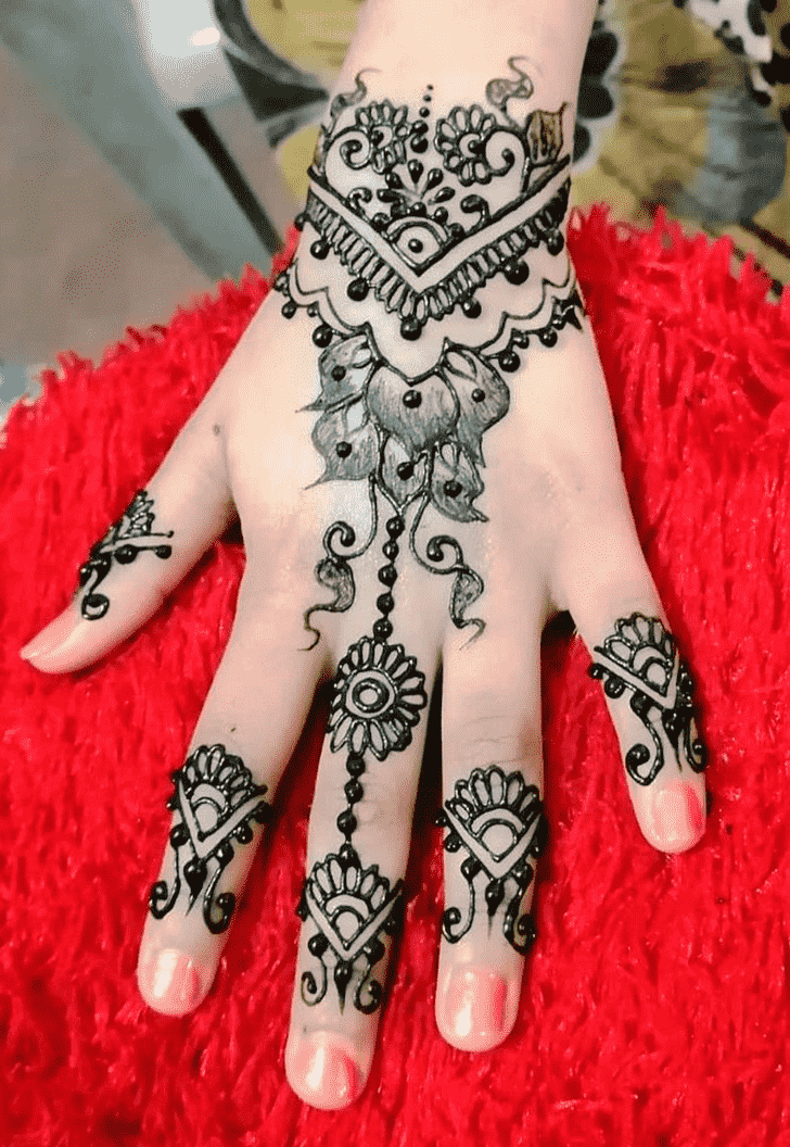 Wonderful Manali Mehndi Design