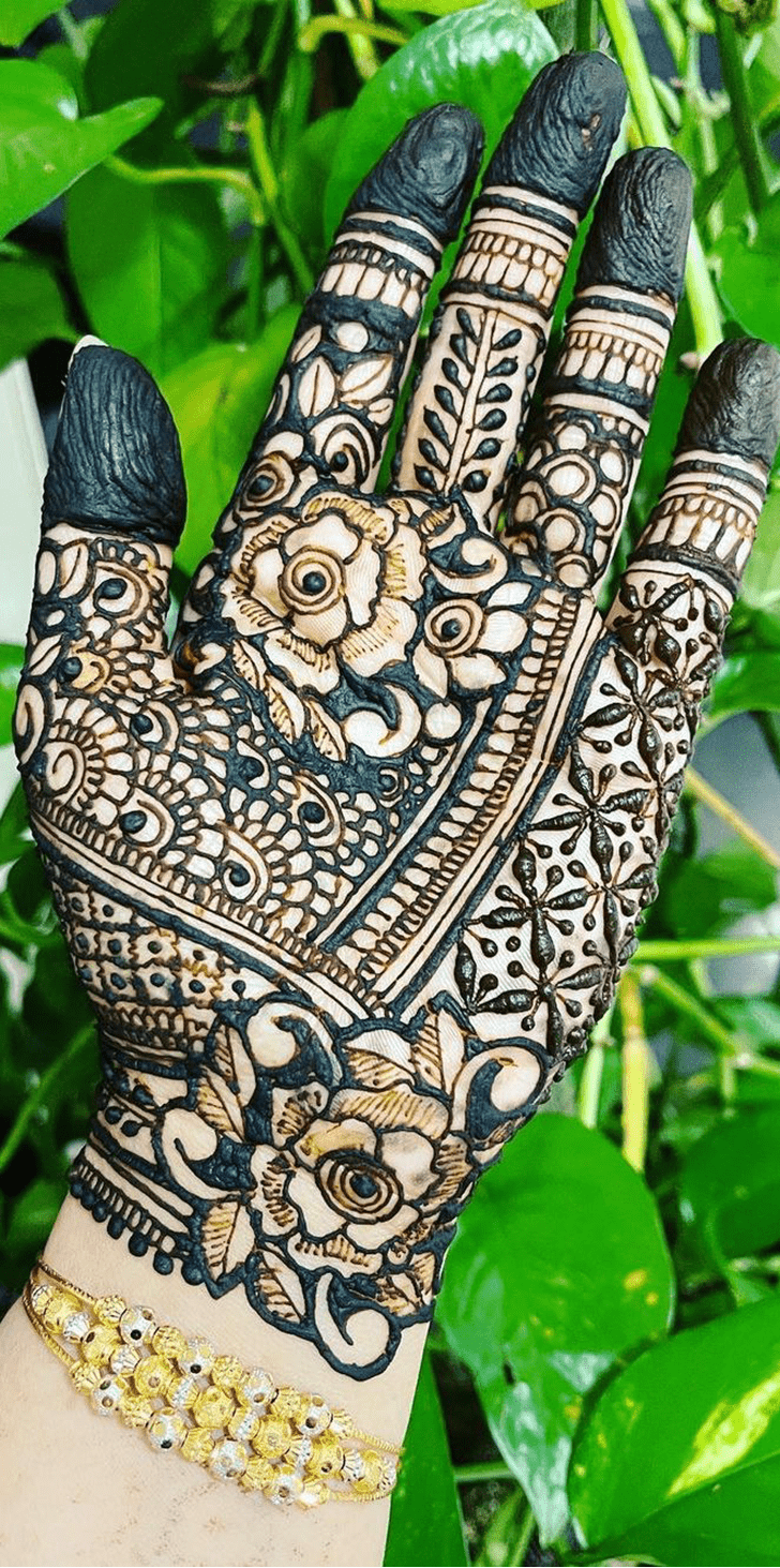 Mesmeric Manchester Henna Design