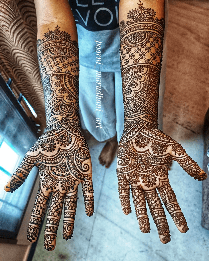 Slightly Manchester Henna Design