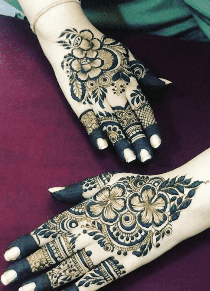 Lovely Mandala Mehndi Design