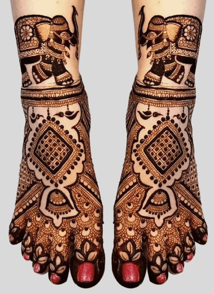 Comely Mazari Sharif Henna Design