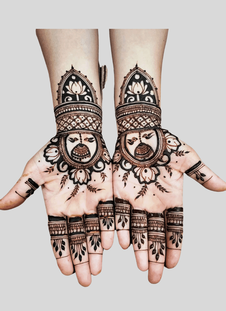 Lovely Mazari Sharif Mehndi Design