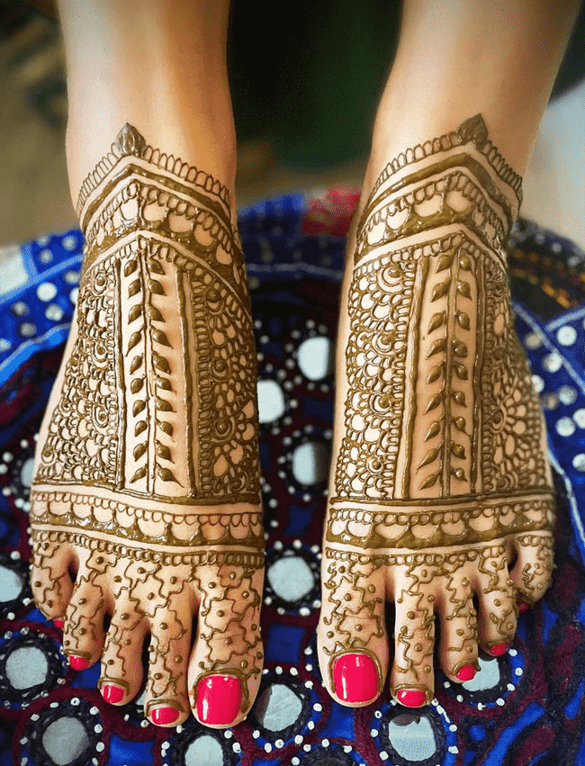 Lovely McLeod Ganj Mehndi Design