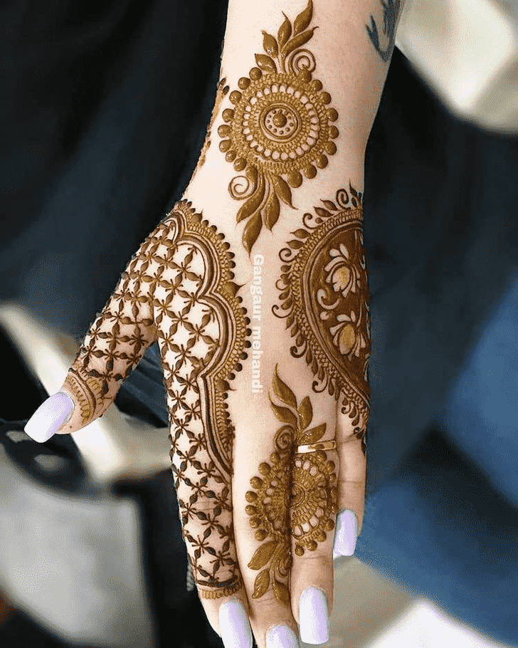 Graceful Meena Sankranti Henna Design