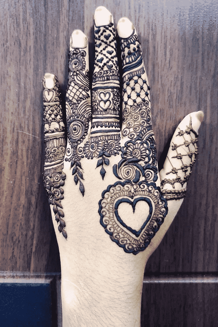 Pleasing Meena Sankranti Henna Design