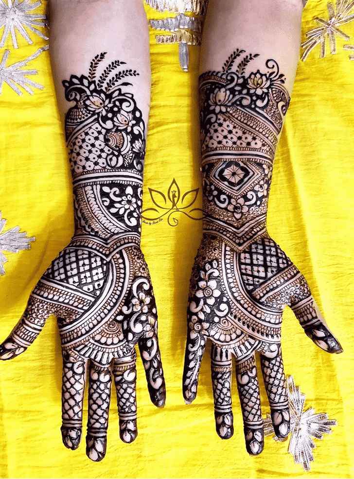 Shapely Meena Sankranti Henna Design