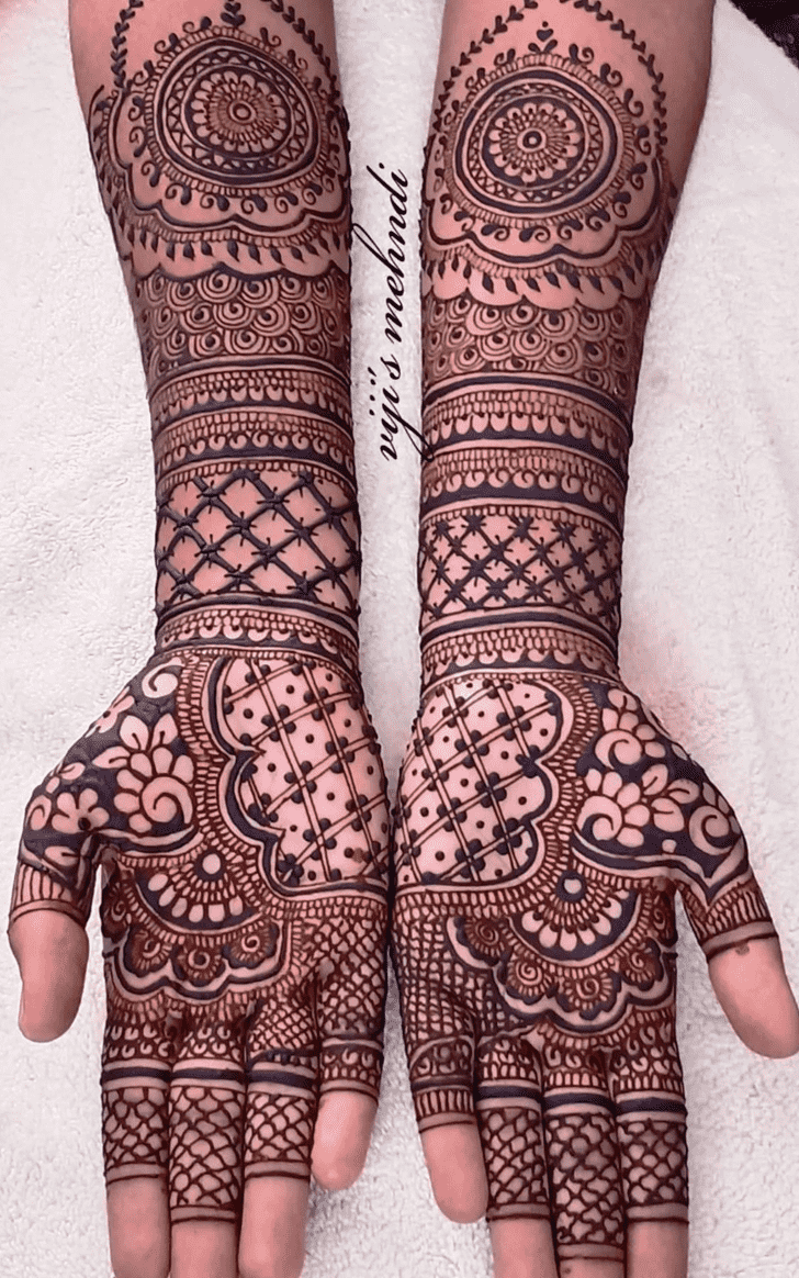 Captivating Mehndi Art Henna Design