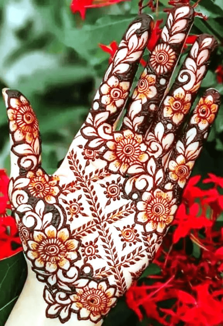 Mesmeric Mehndi Art Henna Design