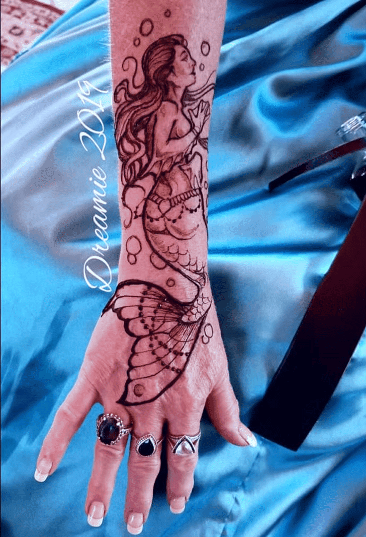 Grand Mermaid Henna Design