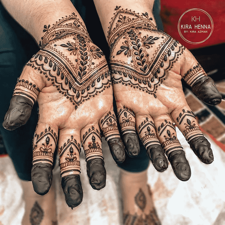 Elegant Modern Henna Design