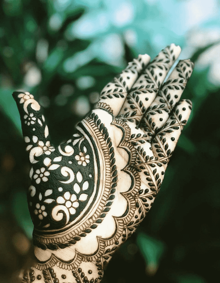 Lovely Modern Mehndi Design