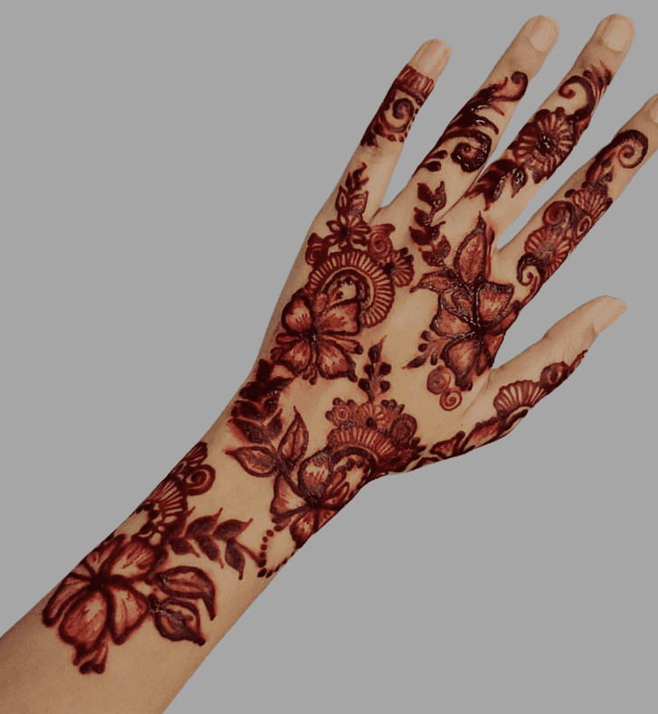 Graceful Monaco Henna Design