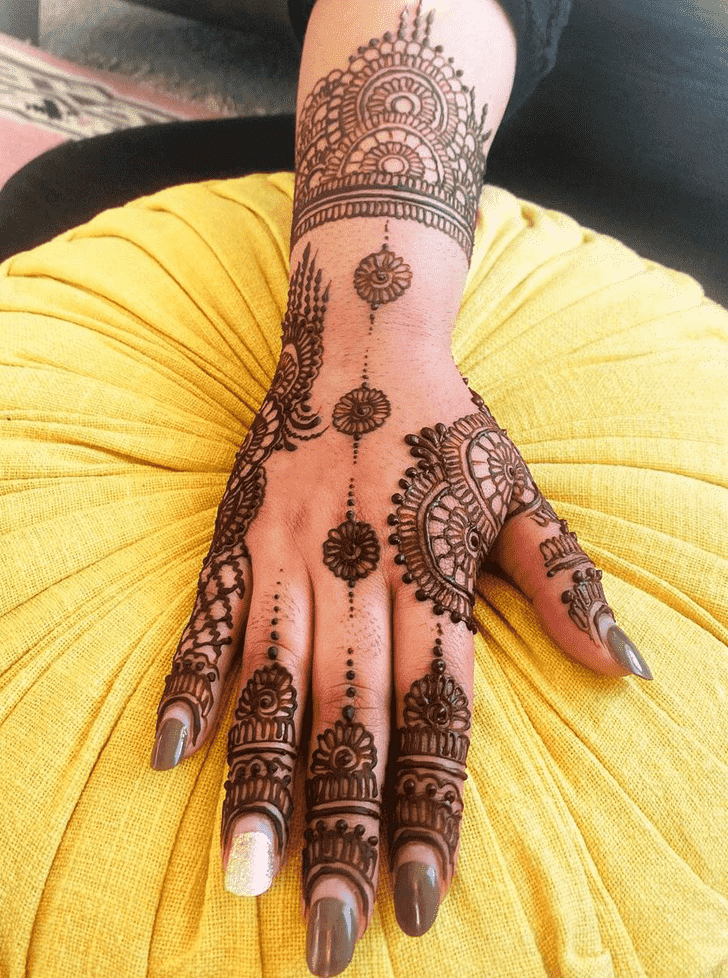 Splendid Montreal Henna Design