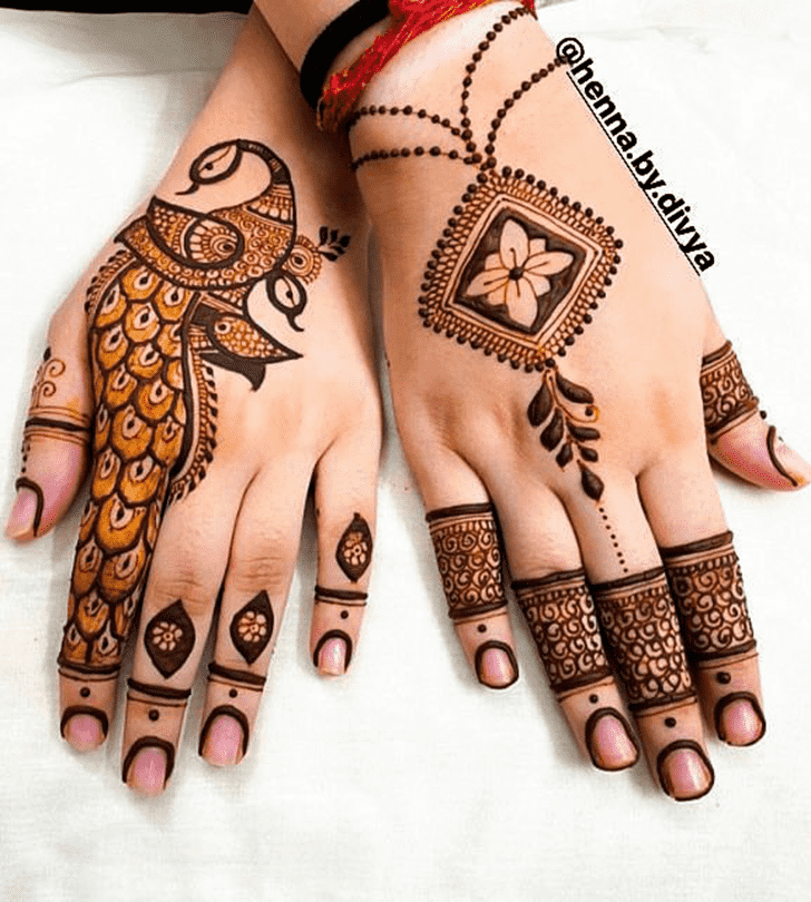 Comely Mor Mehndi Design