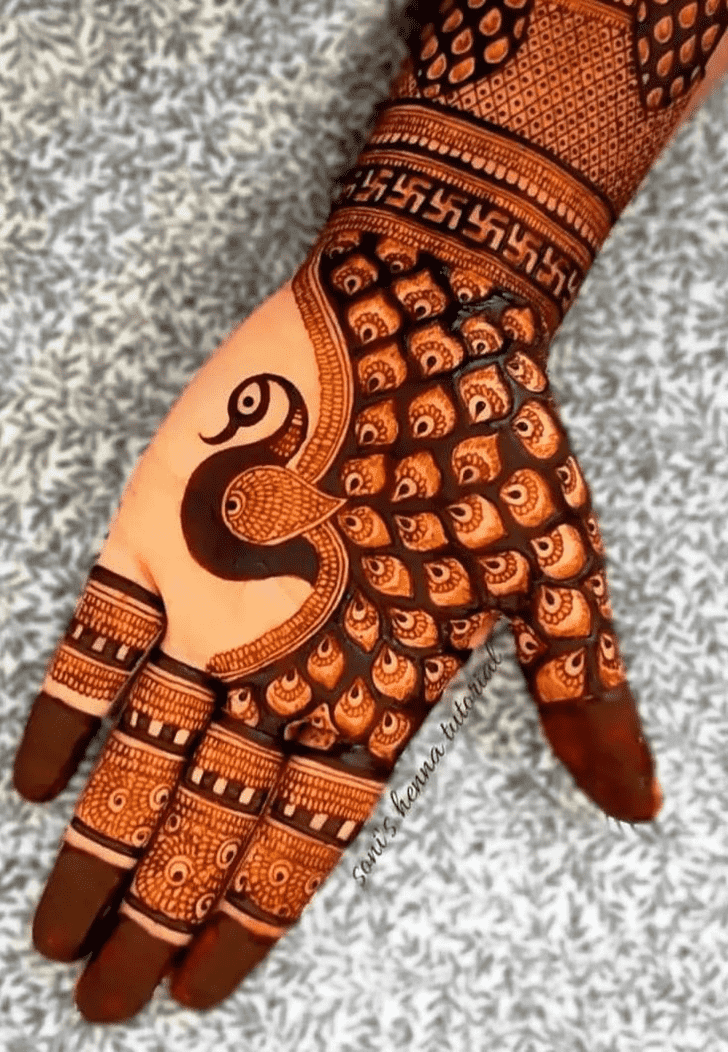 Delightful Mor Mehndi Design