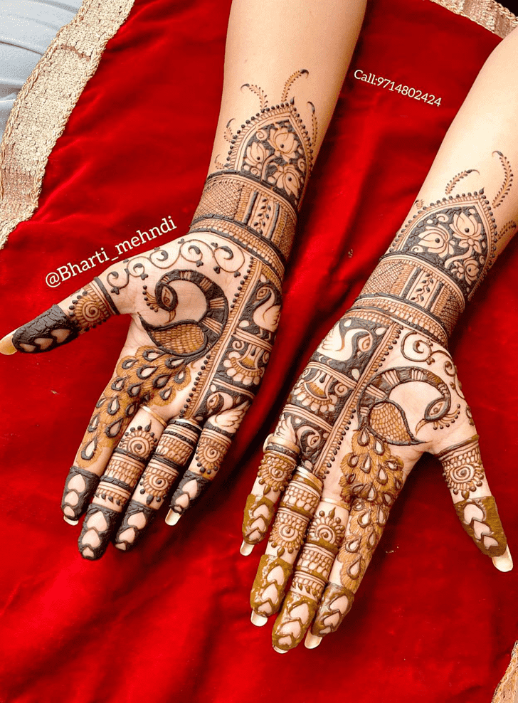 Enticing Mor Mehndi Design