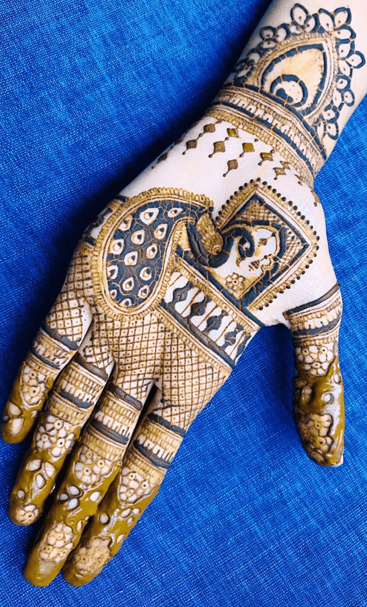 Fine Mor Mehndi Design