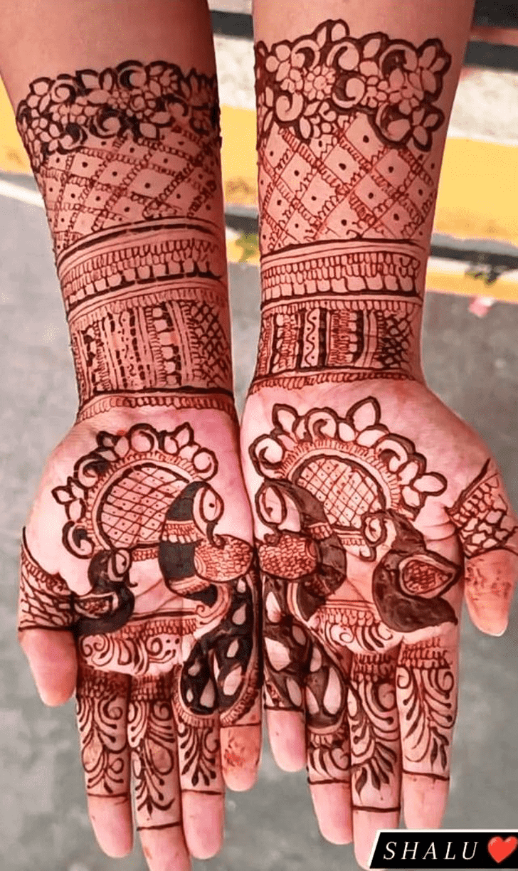 Gorgeous Mor Mehndi Design