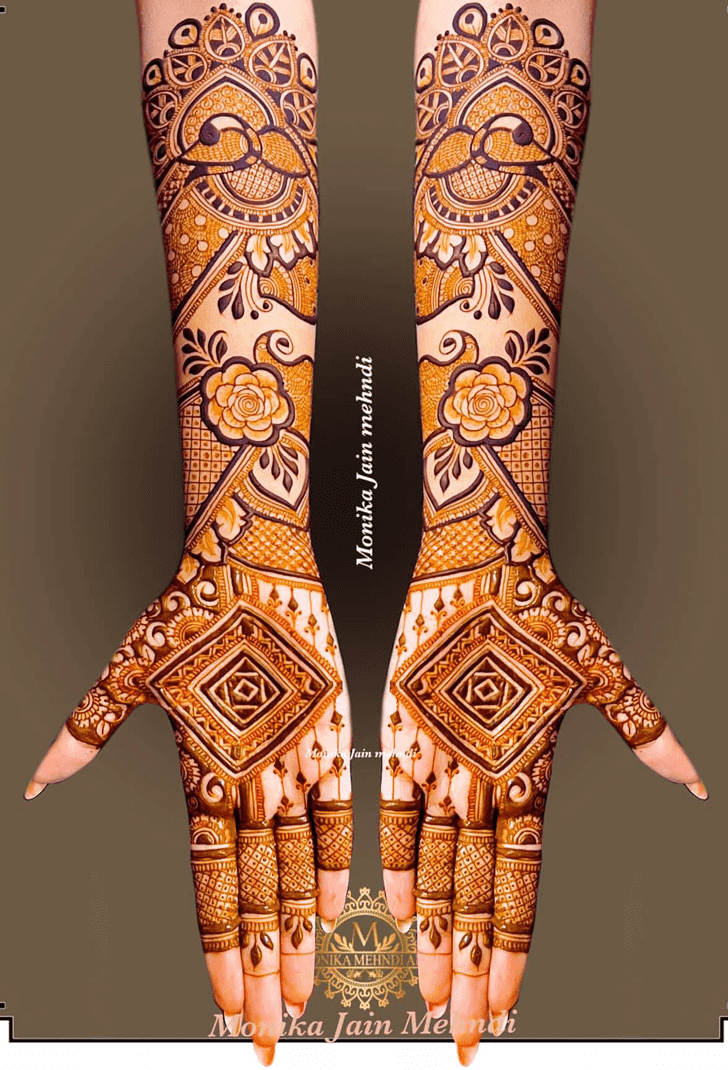 Ravishing Mor Mehndi Design