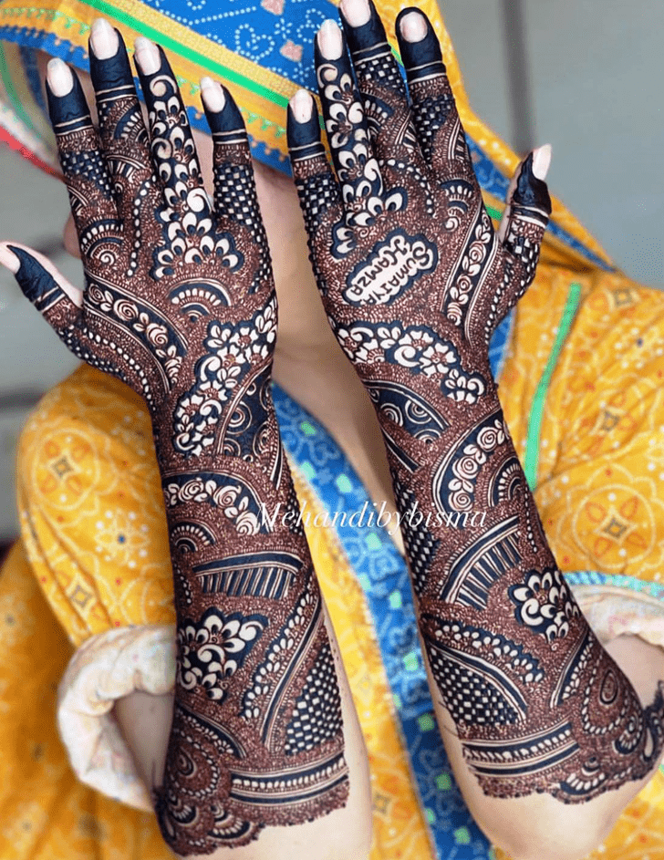 Fine Moroccan Henna Design