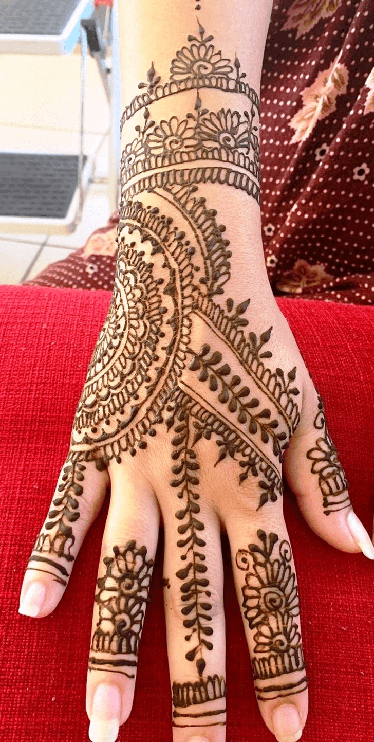 Dazzling Moscow Henna Design