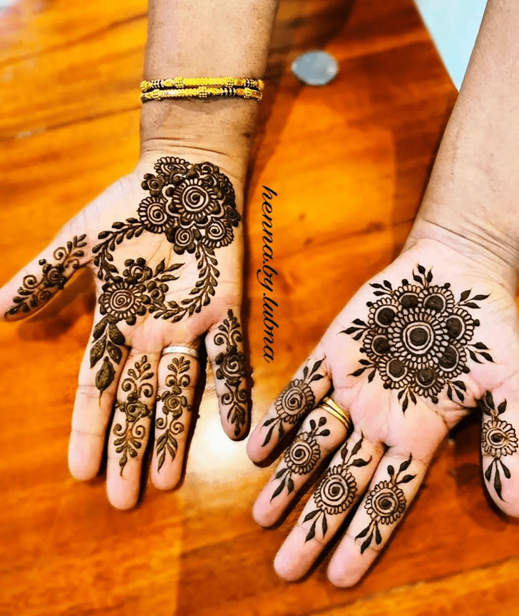 Good Looking Moscow Henna Design