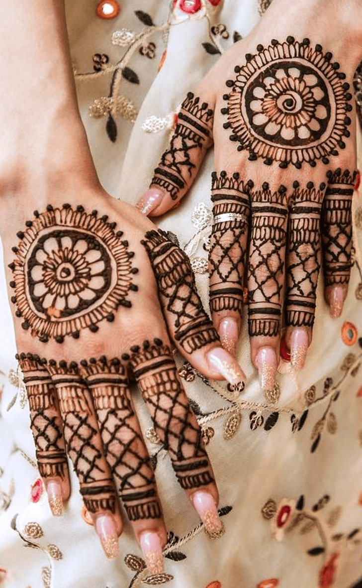 Inviting Multan Henna Design