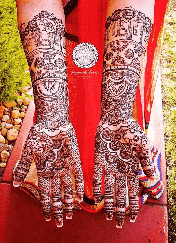 Classy Mumbai Henna Design