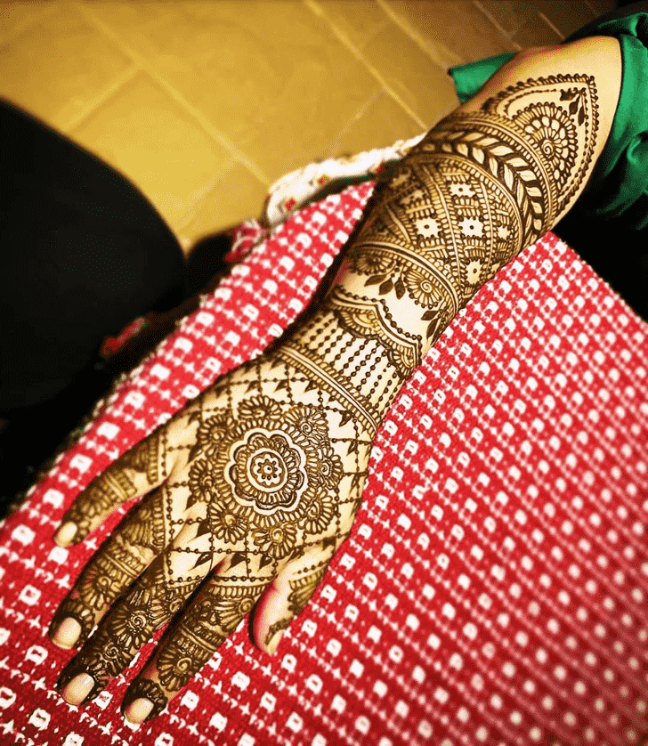 Fascinating Munich Henna Design