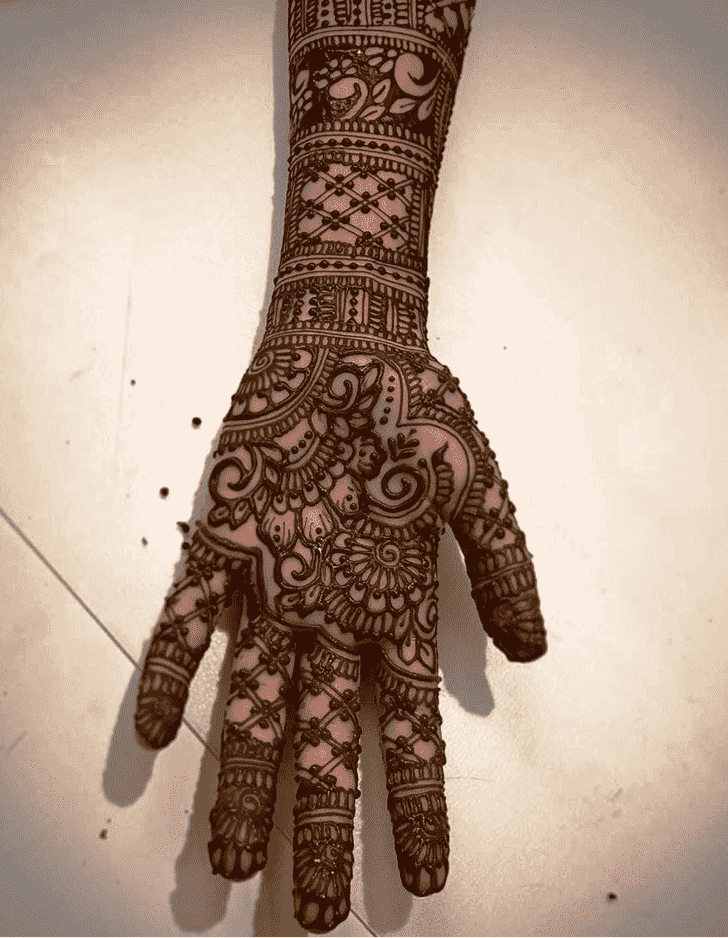 Lovely Munich Mehndi Design