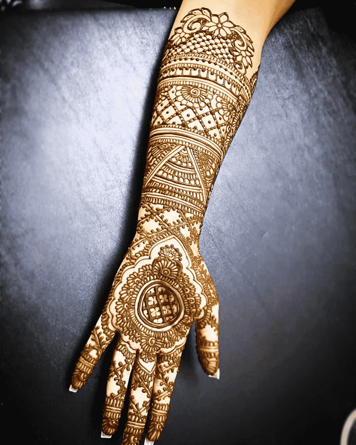 Magnificent Munich Henna Design