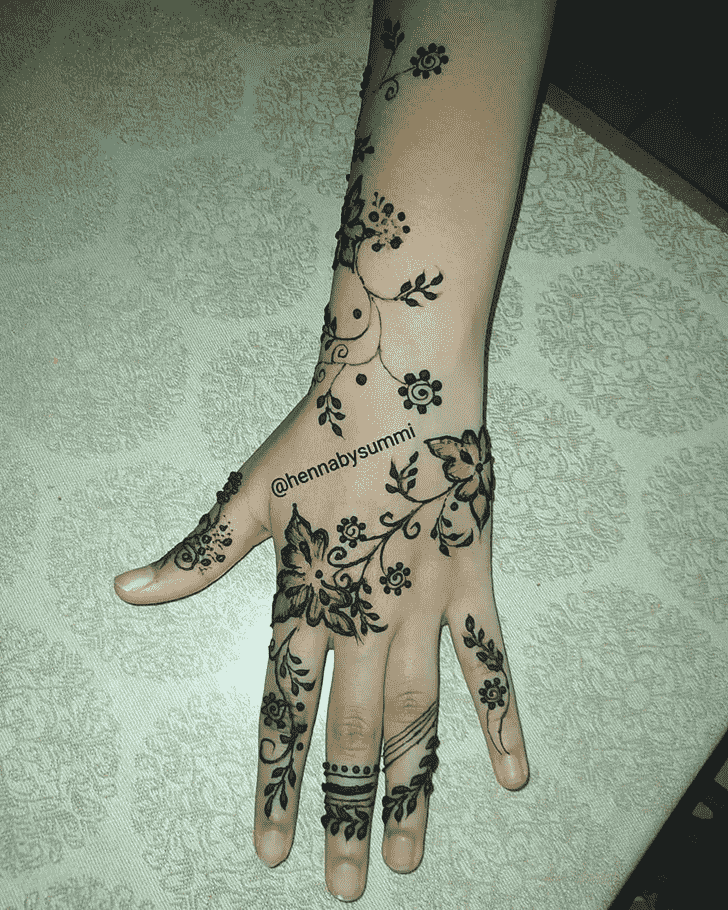 Ideal Munnar Henna Design