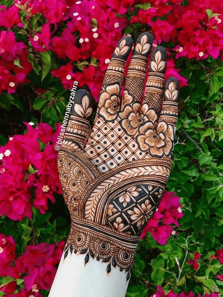 Magnificent Munnar Henna Design